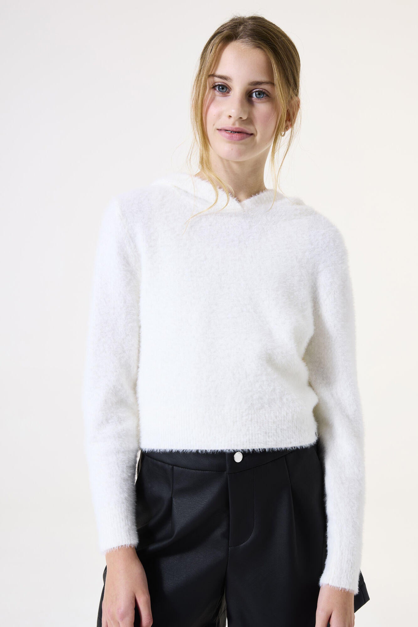 Strickpullover mit Kapuze - 53-off white - Weiß
