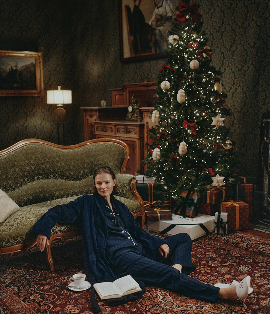 1225_CR_Blog_Weihnachtslooks_Pyjama.webp