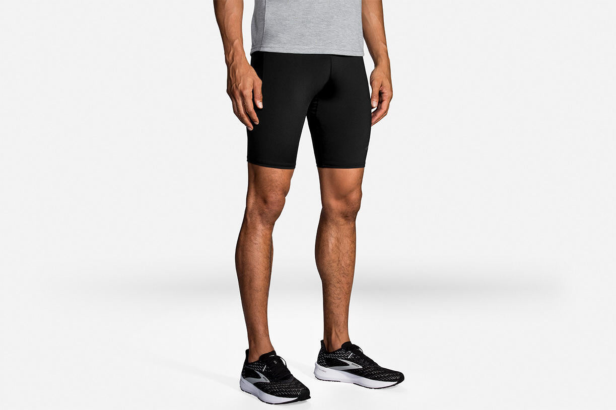 Laufshorts mit seitlichen Eingrifftaschen - 001-Black - Schwarz