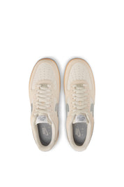 Sneaker Air Force 1'07 LV8 - 002-PHANTOM/LT SMOKE GREY-GUM - Beige