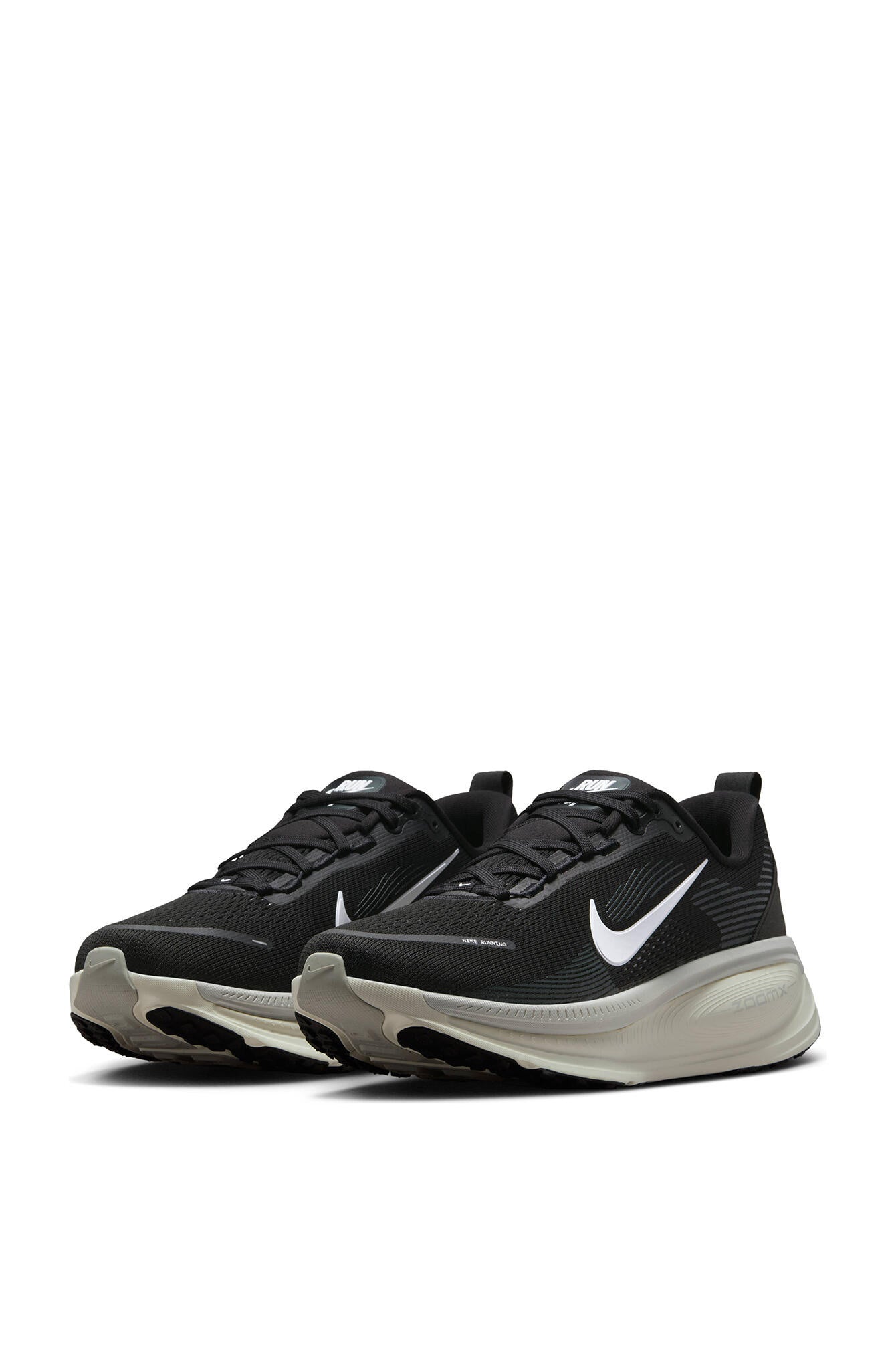 Laufschuhe VOMERO 18 - 007-BLACK/SUMMIT WHITE-COCONUT - Schwarz