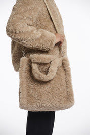 Umhängetasche BRAX aus Kunstfell - Oat - Beige
