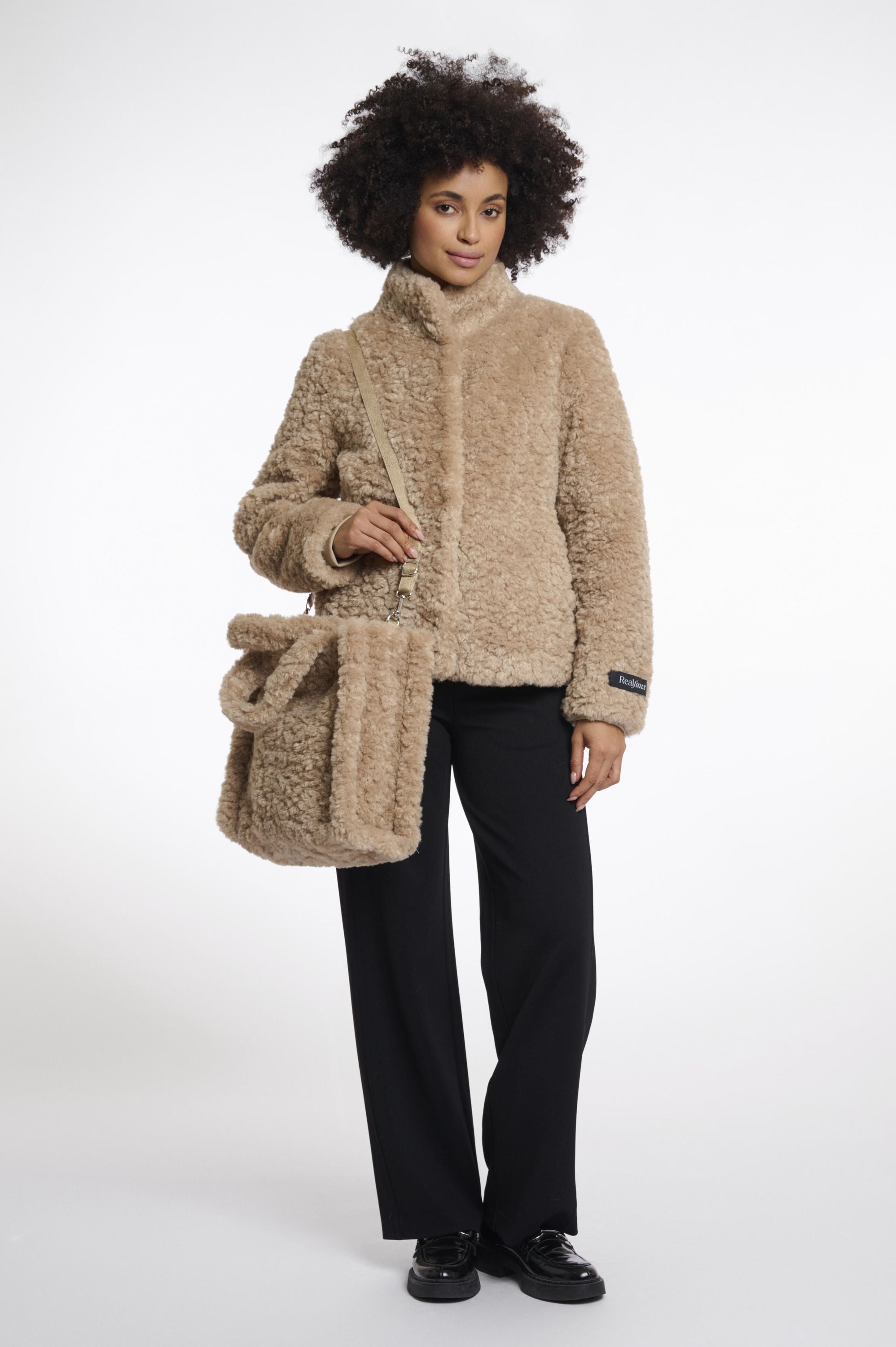 Umhängetasche BRAX aus Kunstfell - Oat - Beige