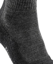 Stricksocken aus Schurwollmix - 3150 smog - Schwarz