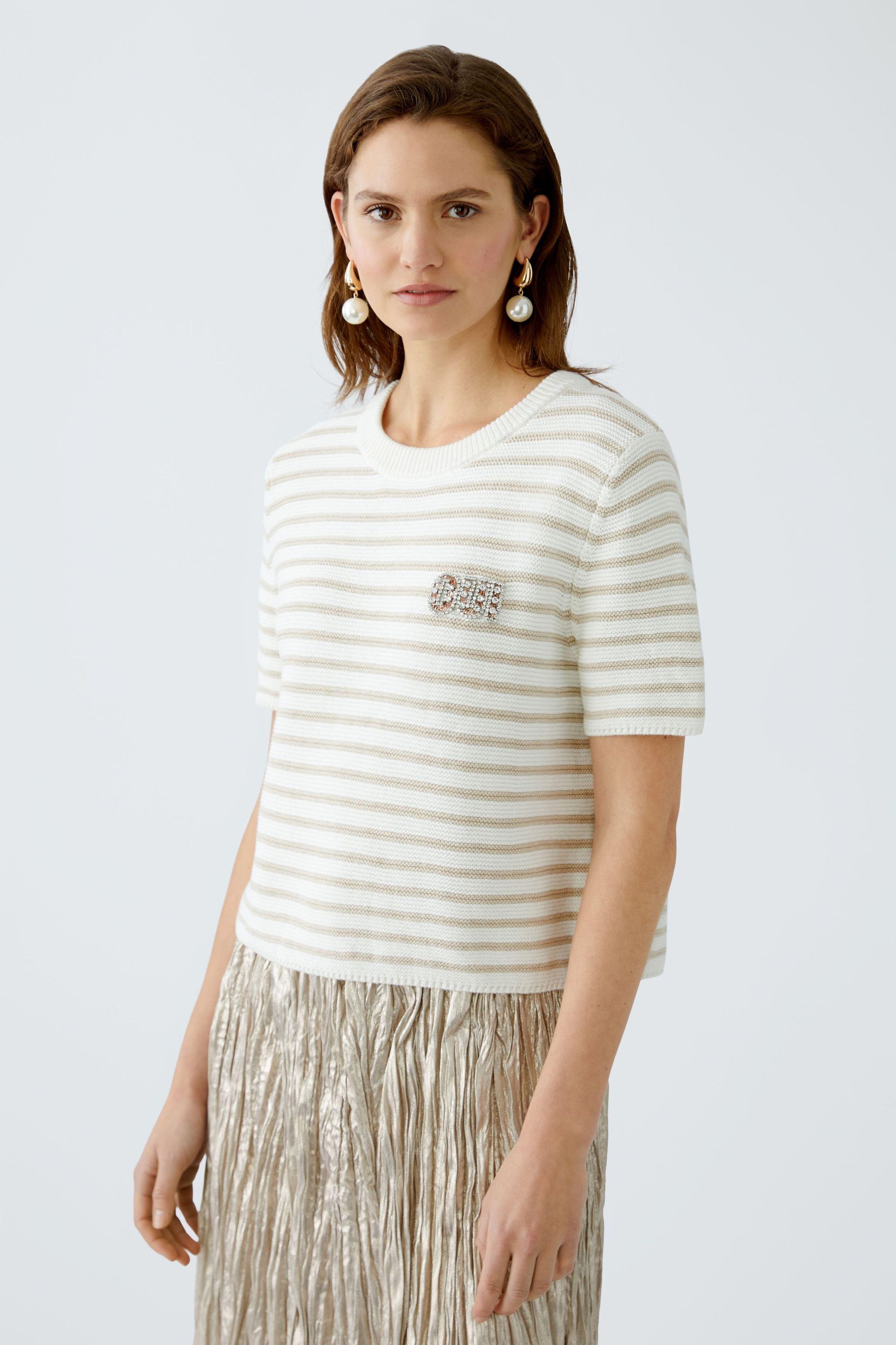 Gestreiftes Strick-T-Shirt - 0107-white camel - Beige