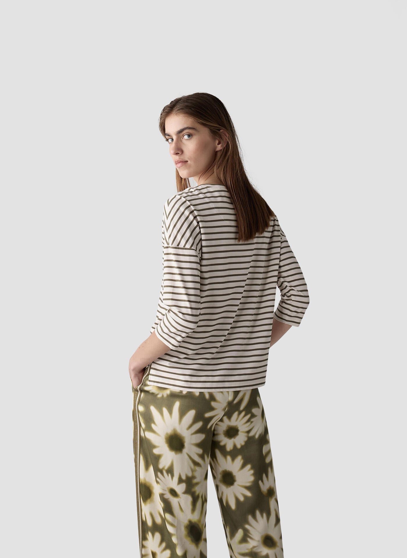 T-Shirt gestreift aus Baumwollmix - 5470-Olive - Grün