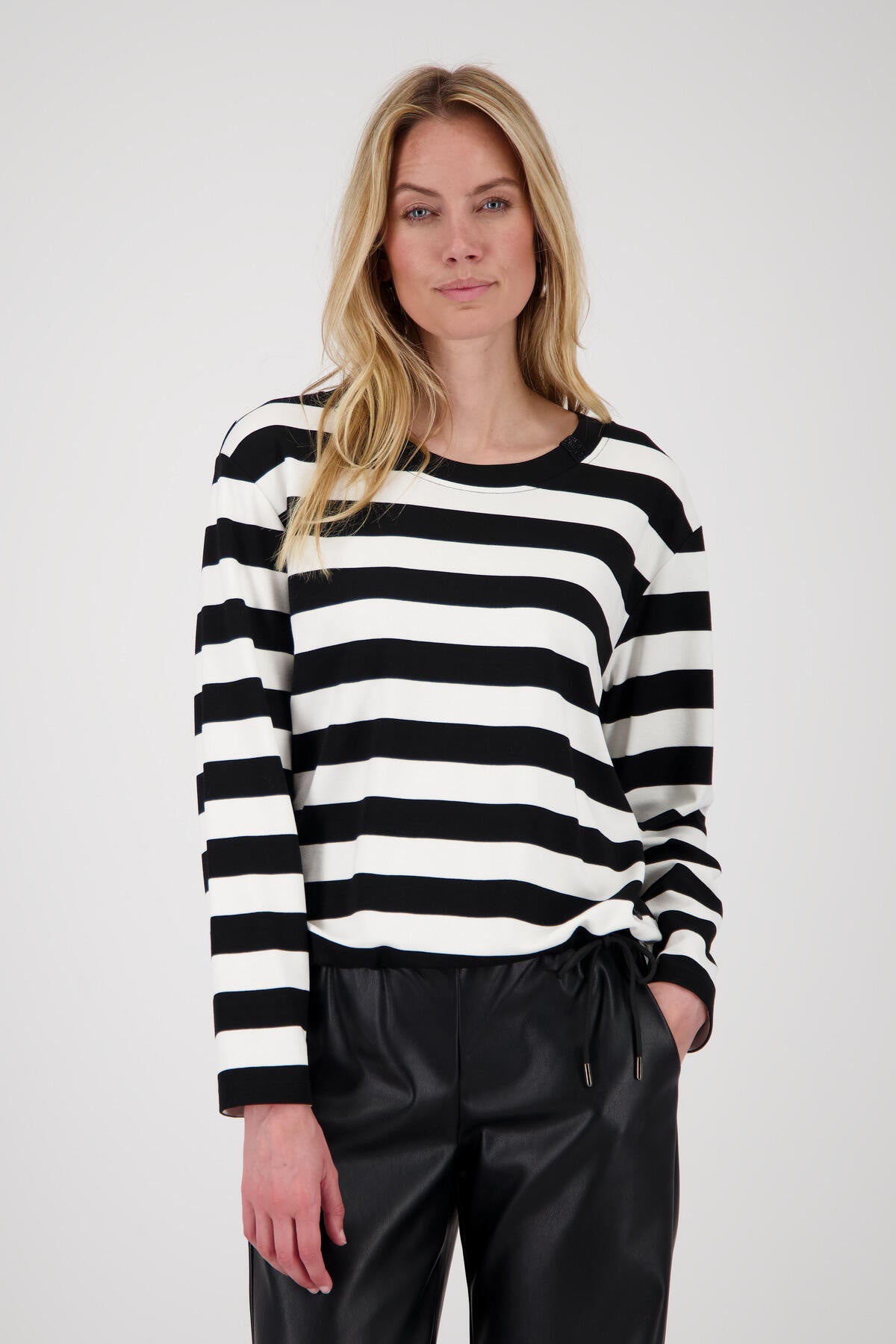 Sweatshirt aus Viskosemix - 997 schwarz ringel - Schwarz | Weiß