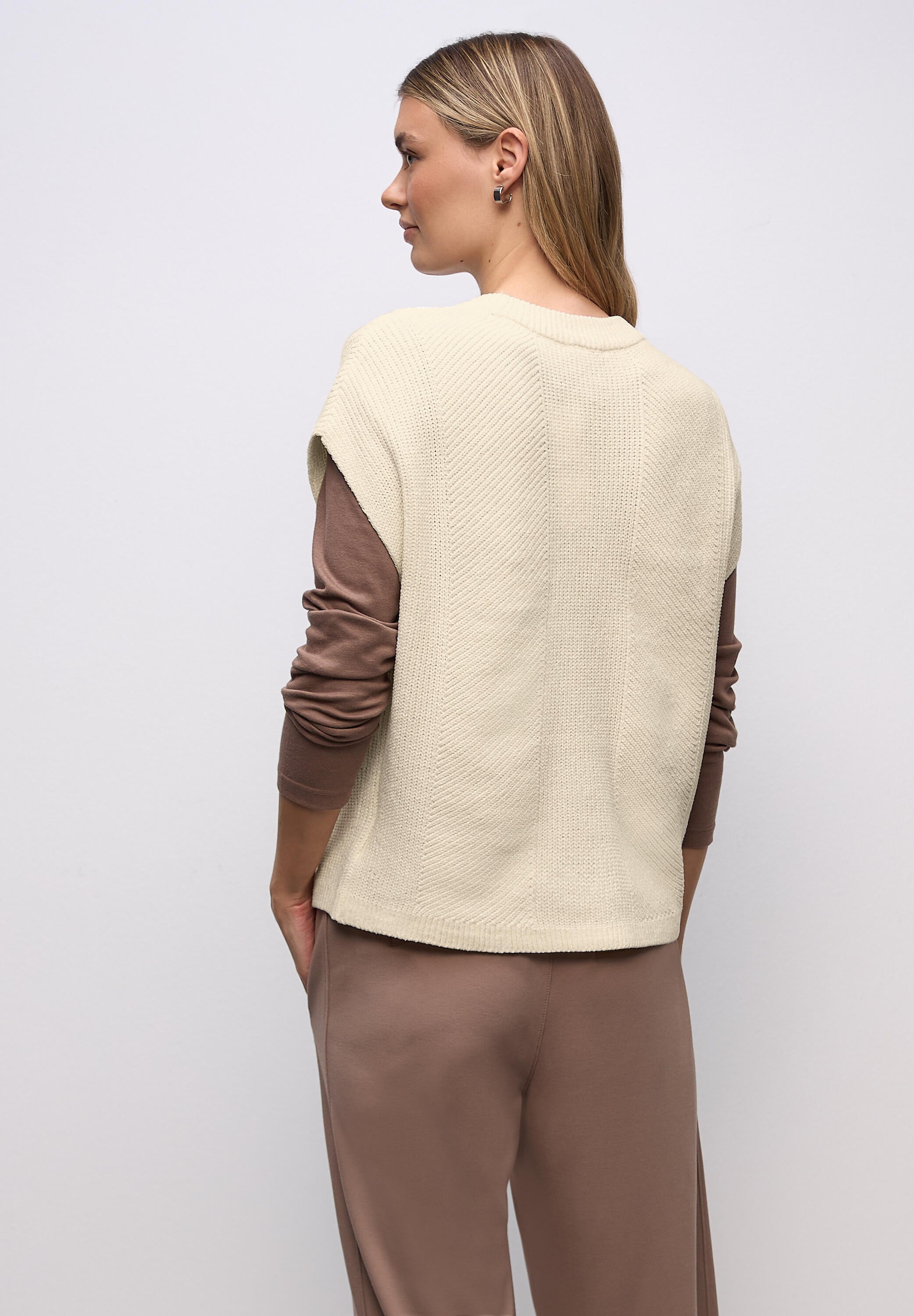 Strickpullunder mit Rundhalsausschnitt - 16351-soft beige - Creme