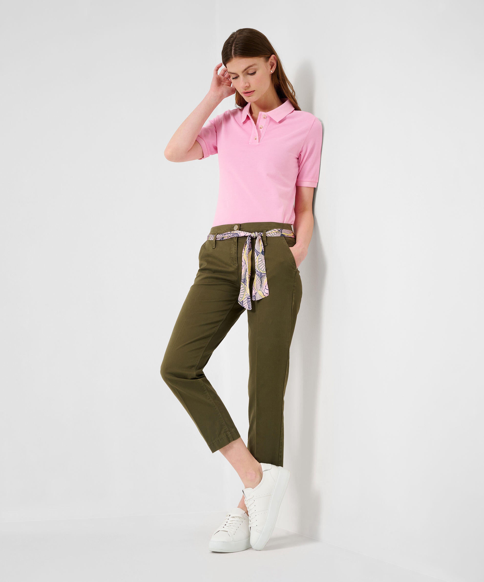 Chino aus hochwertigem Baumwollstretch - 32-KHAKI - Khaki