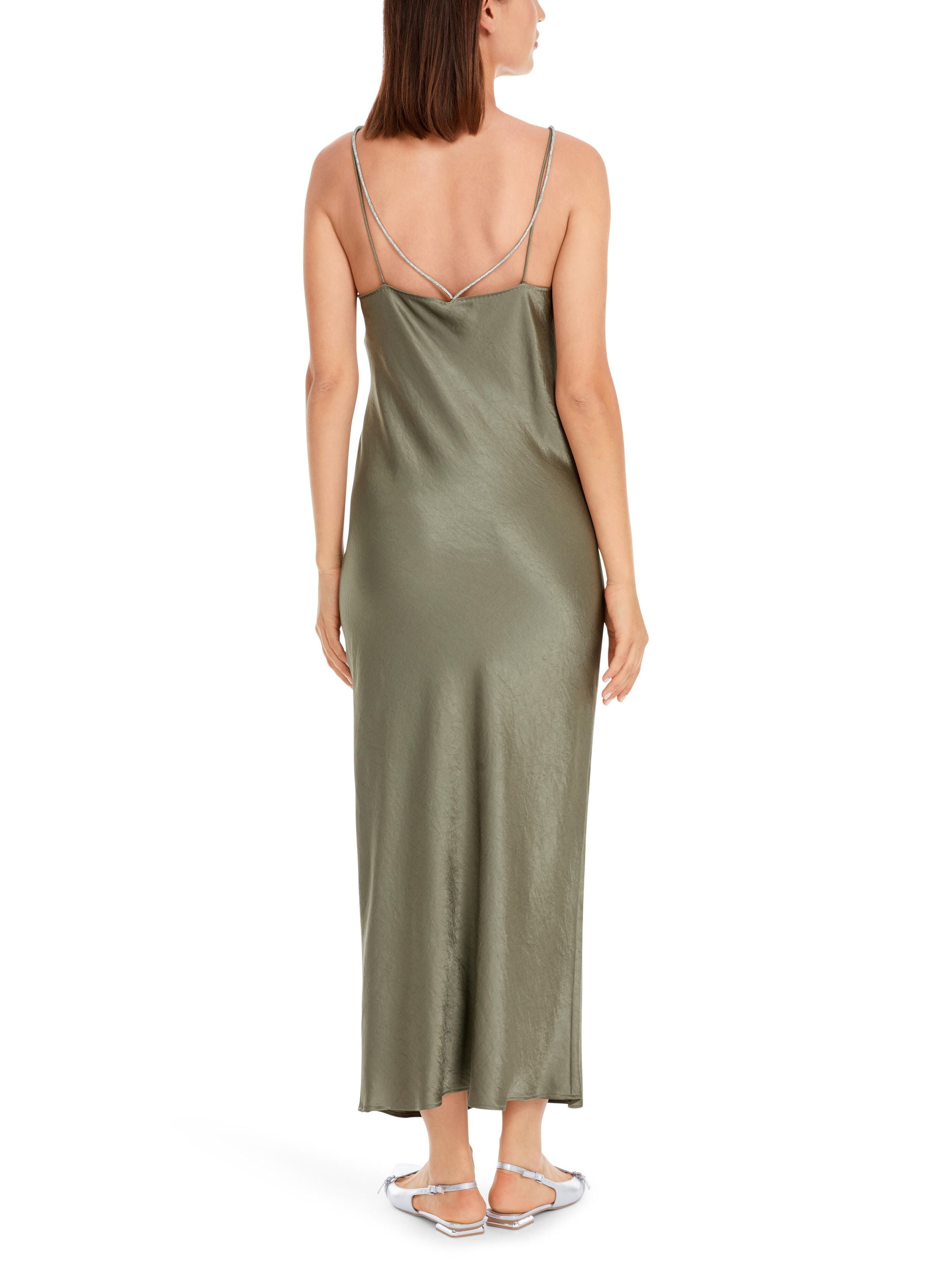 Trägerkleid Maxi mit V-Ausschnitt - 581 - Grün