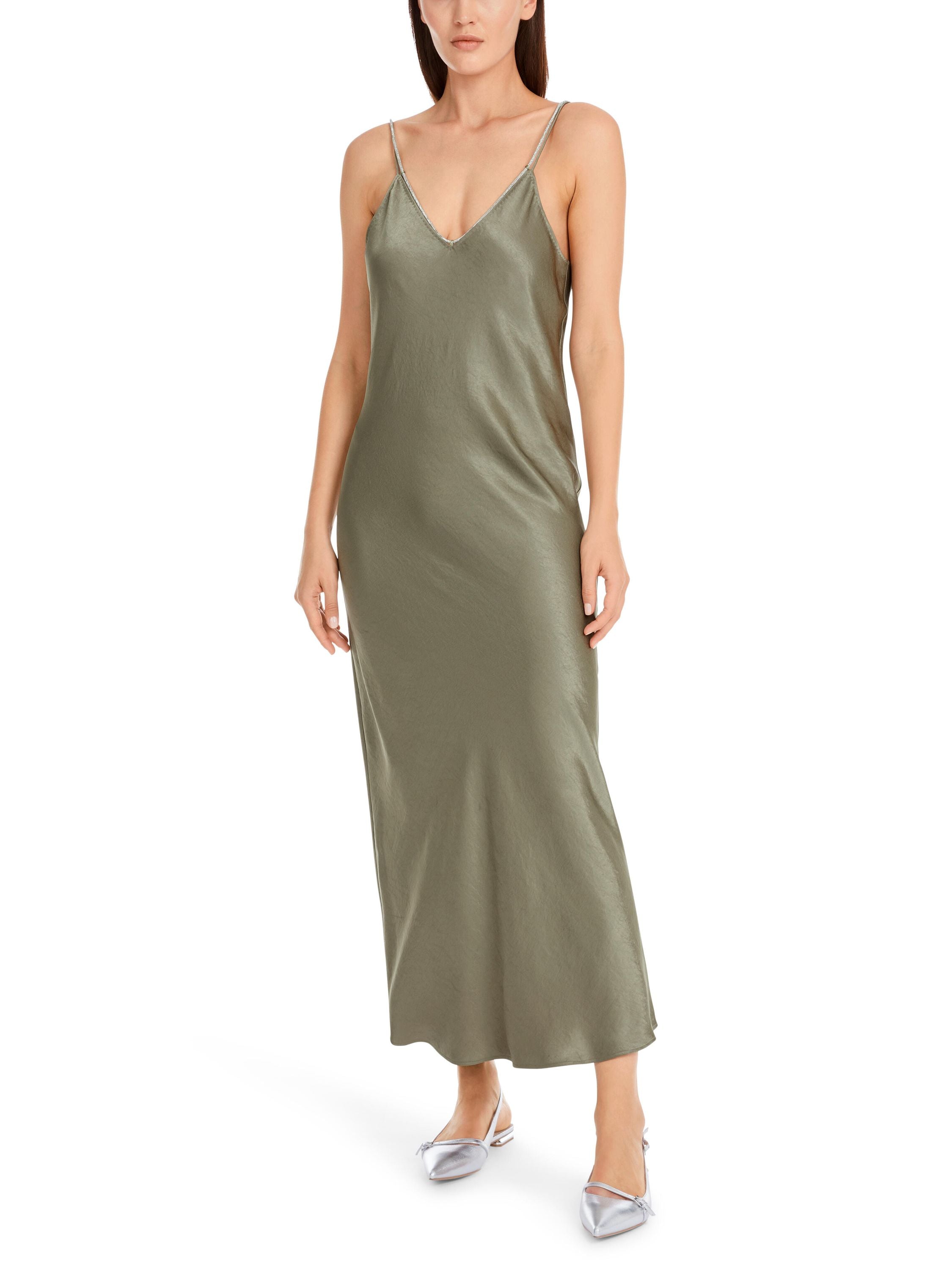 Trägerkleid Maxi mit V-Ausschnitt - 581 - Grün