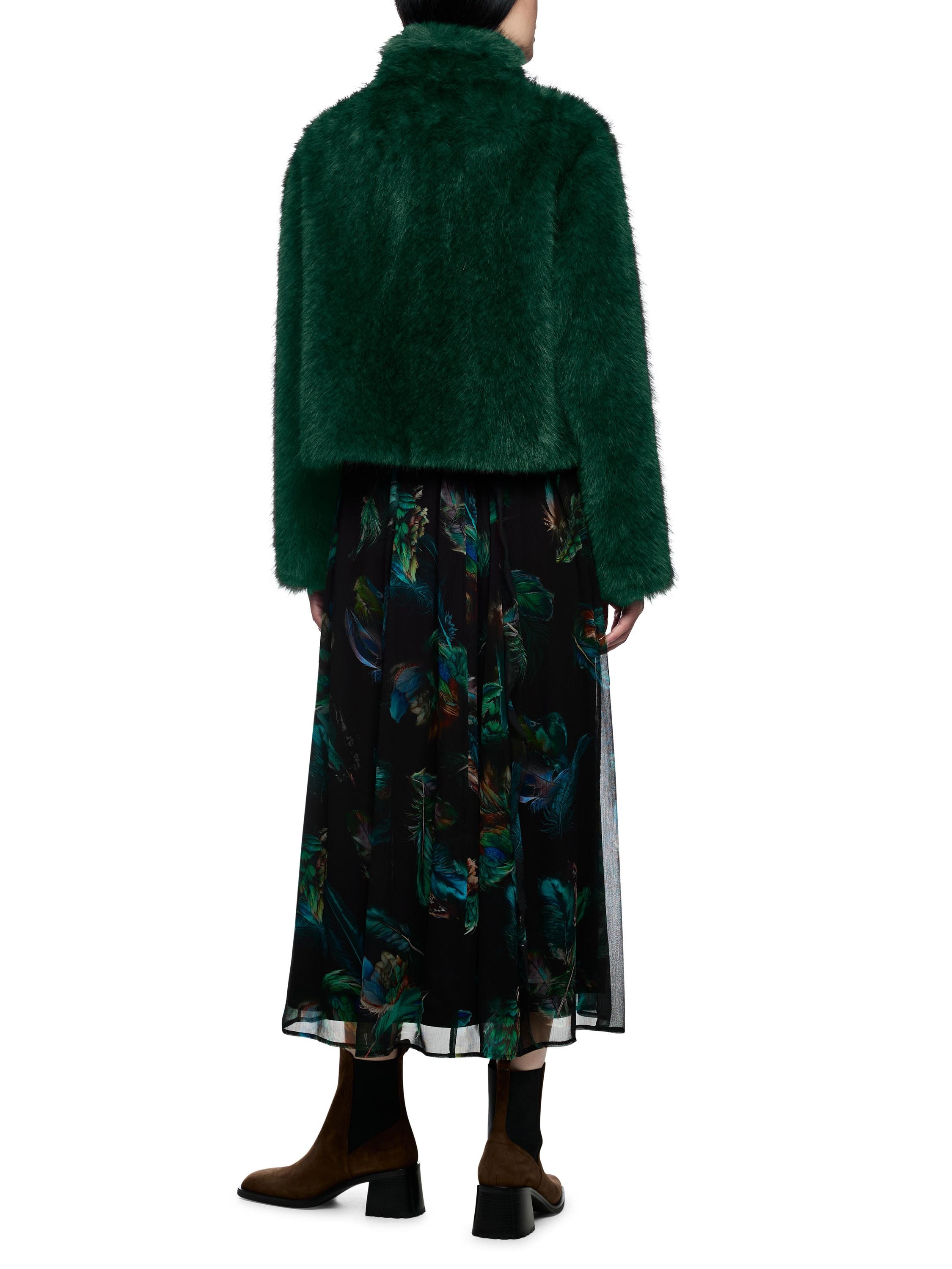 Übergangsjacke aus Fun Fur - 556 - Grün