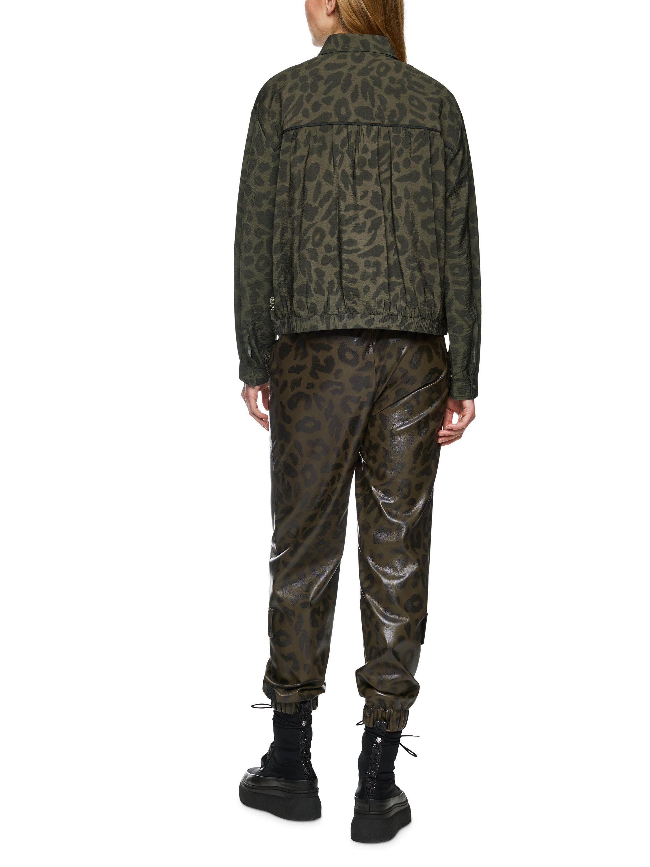 Bluse oversized aus Viskose - 595 - Khaki