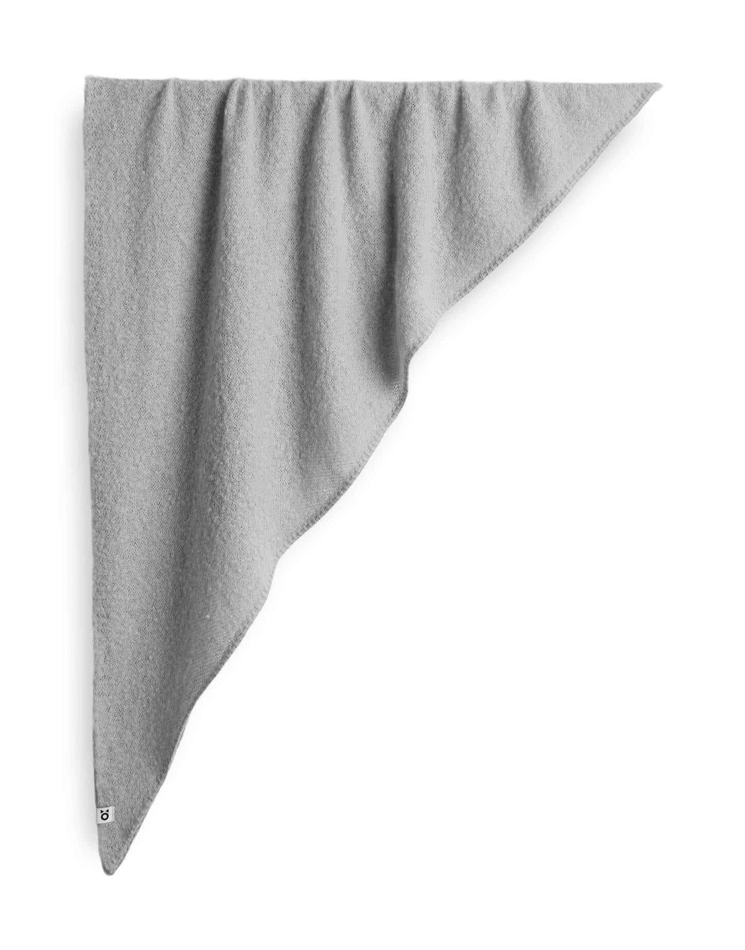 Dreieckstuch  AMADSI aus Bouclé Strick - 8056-hazy fog melange - Grau