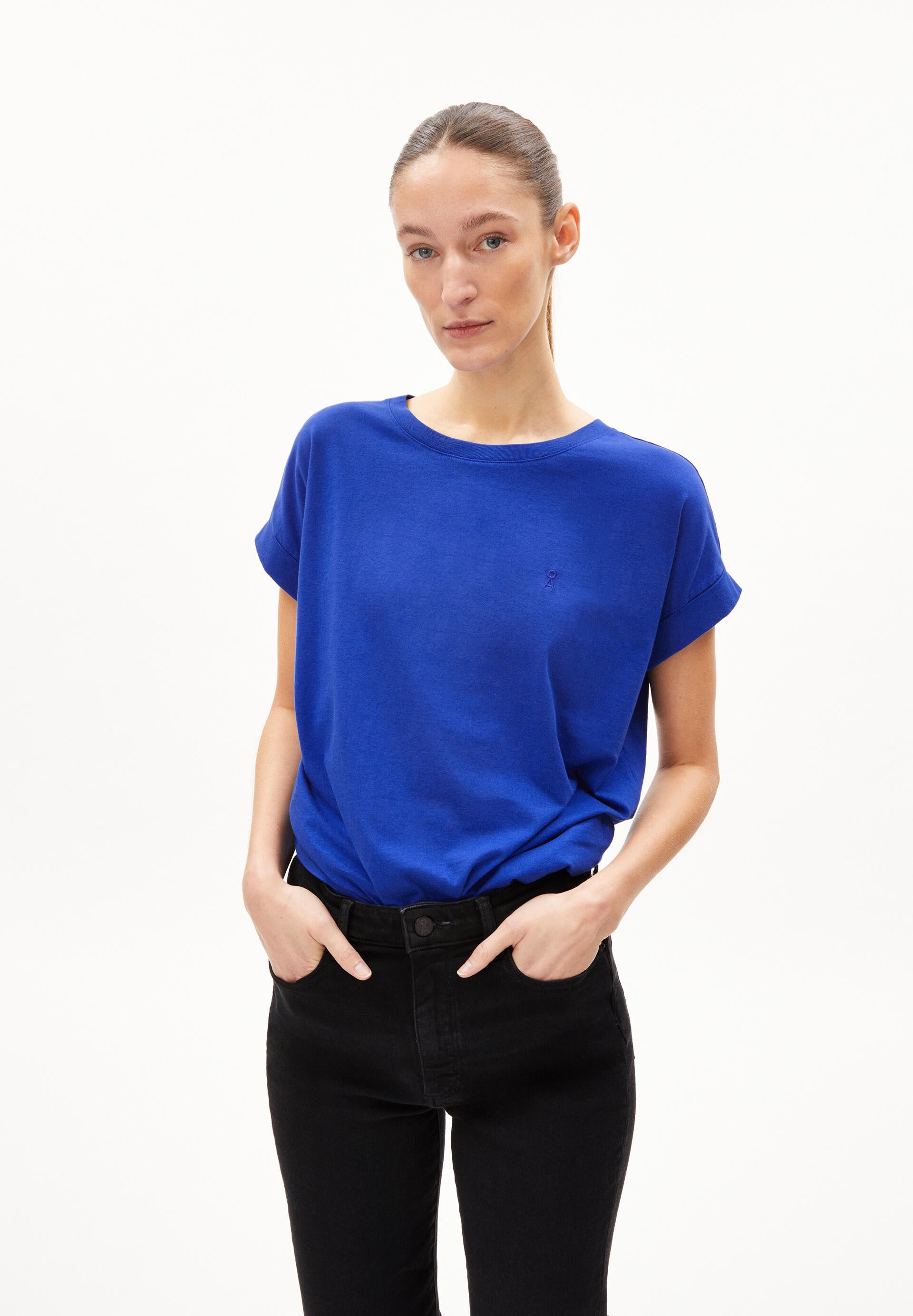 T-Shirt aus Bio-Baumwolle - 2142-dynamo blue - Blau