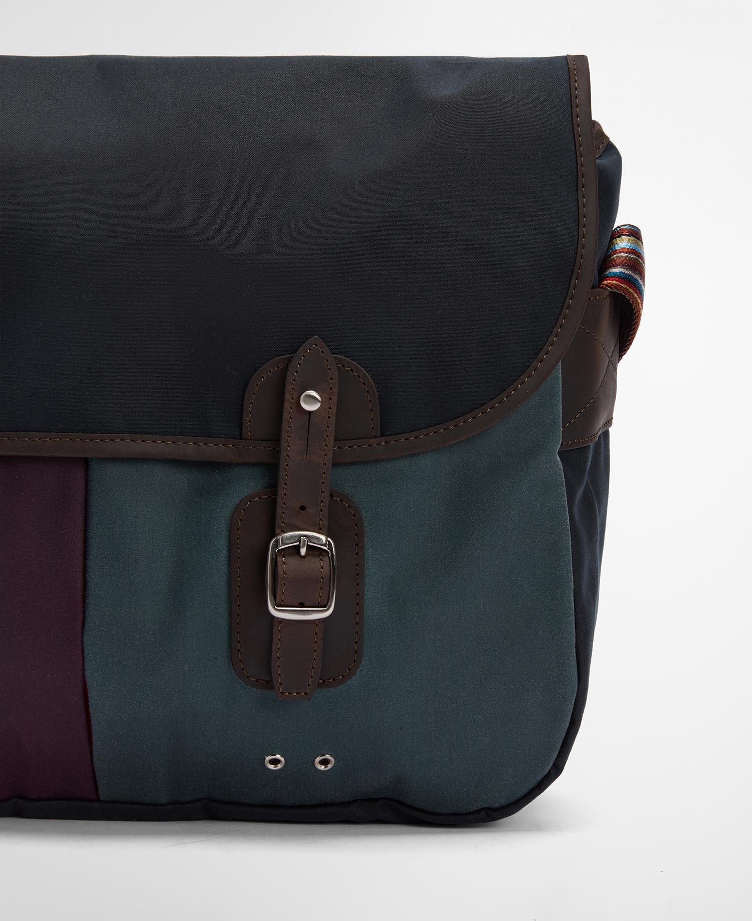 Barbour x Paul Smith Umhängetasche TARRA - NY94-Night S - Blau