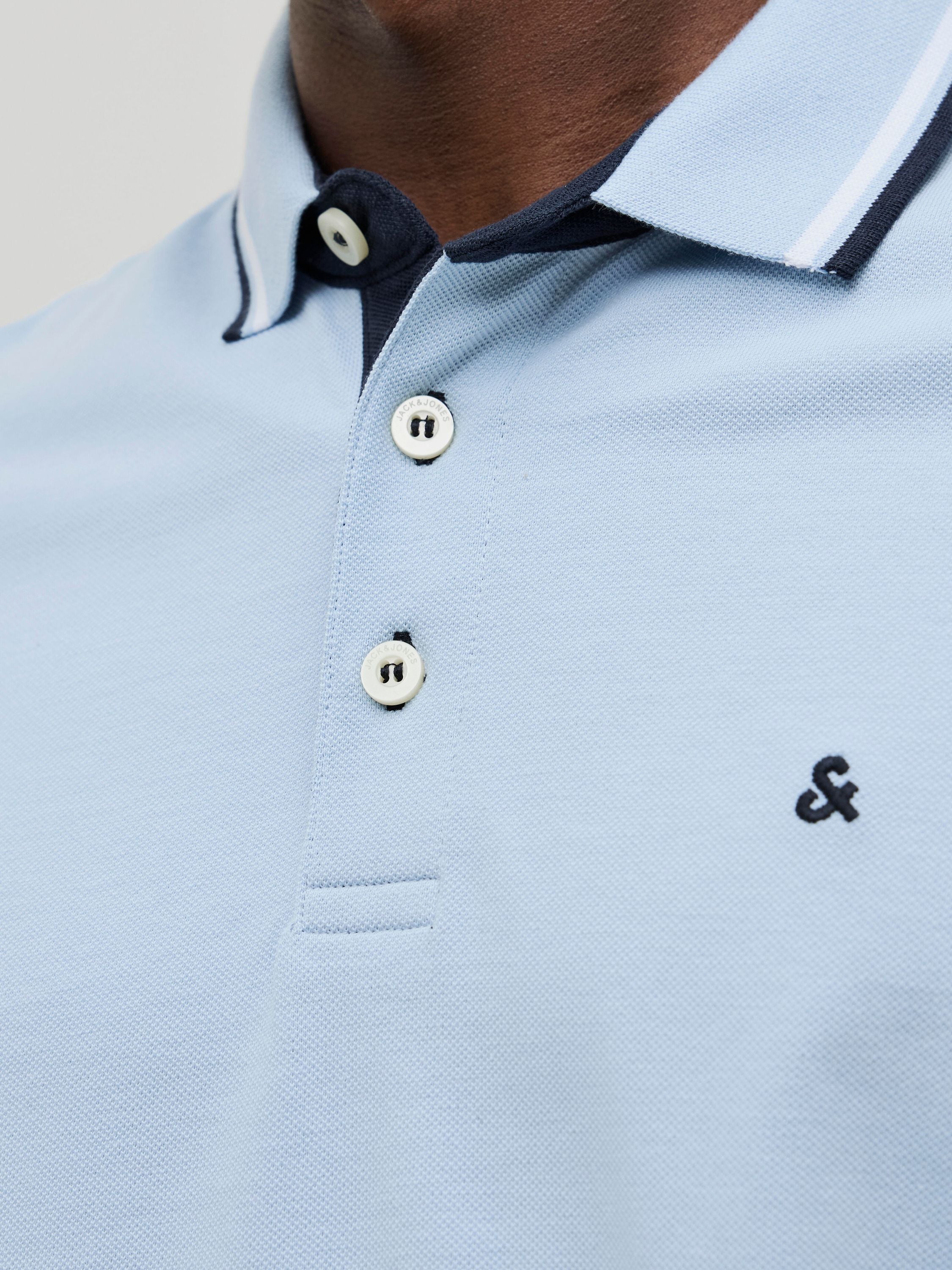 Poloshirt aus Baumwolle - Chambray Blue/PLAY - Blau
