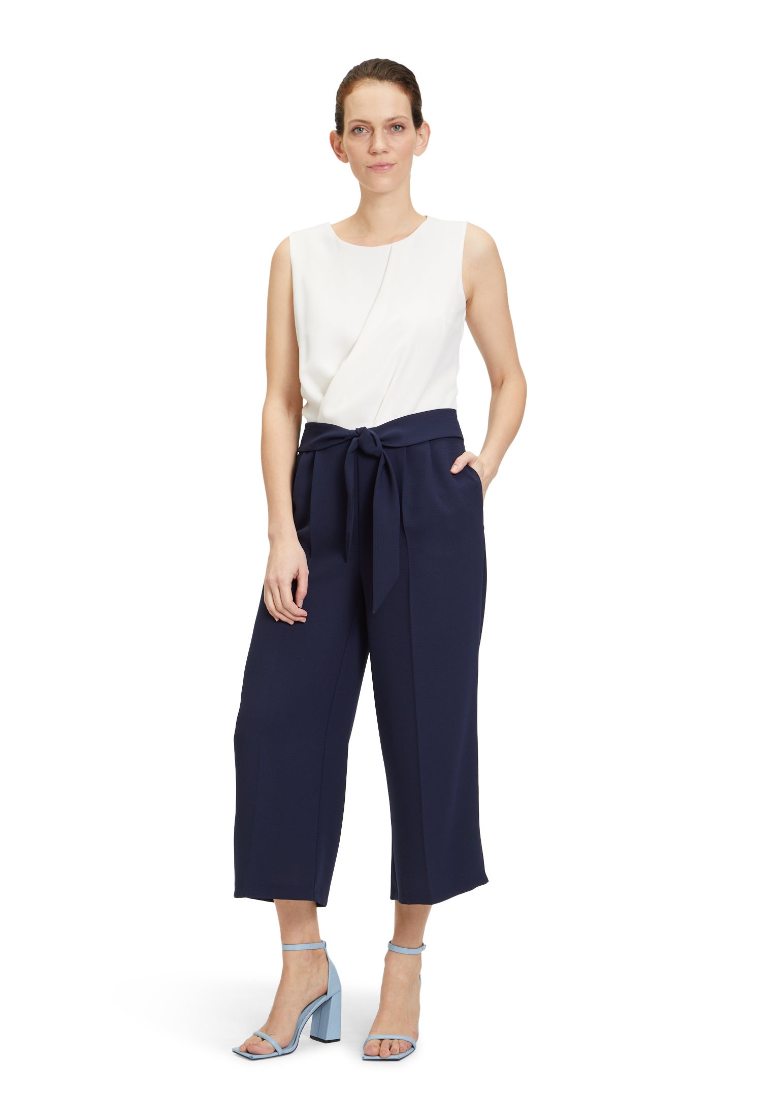 Ärmelloser Jumpsuit - 8911-Patch Dark Blue/Cream - Weiß | Blau