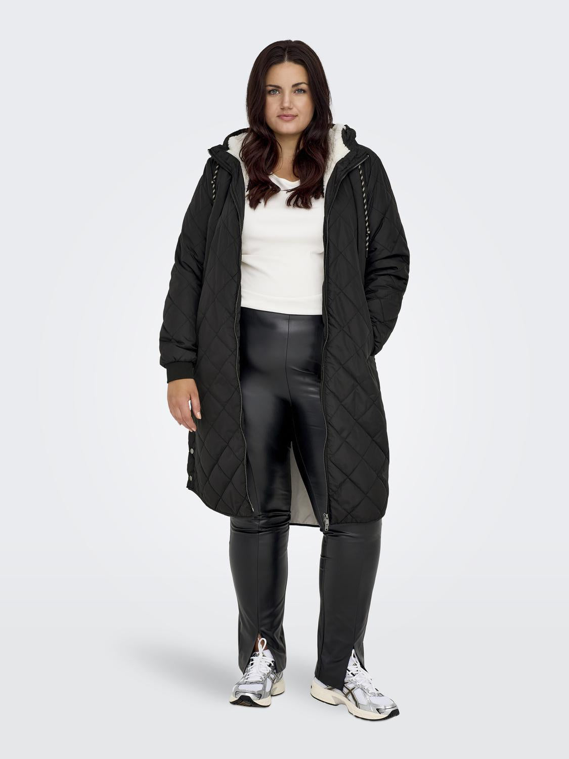 Steppmantel - Black - Schwarz