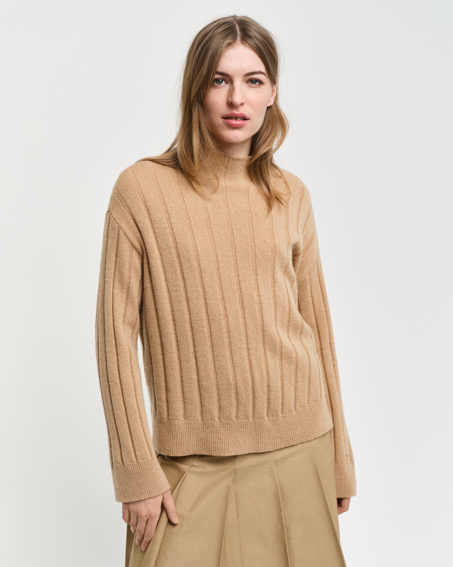 Strickpullover aus Wollmix - 269-CARAMEL BEIGE - Beige