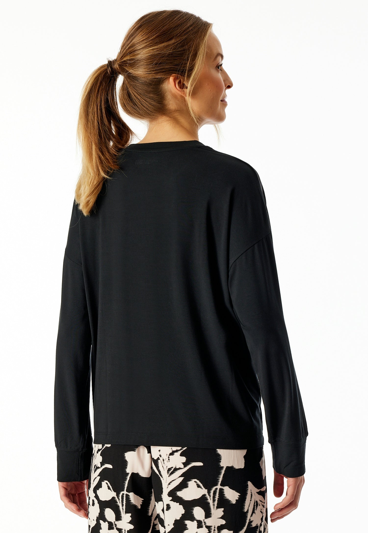 Langarmshirt aus Modal - 000-schwarz - Schwarz