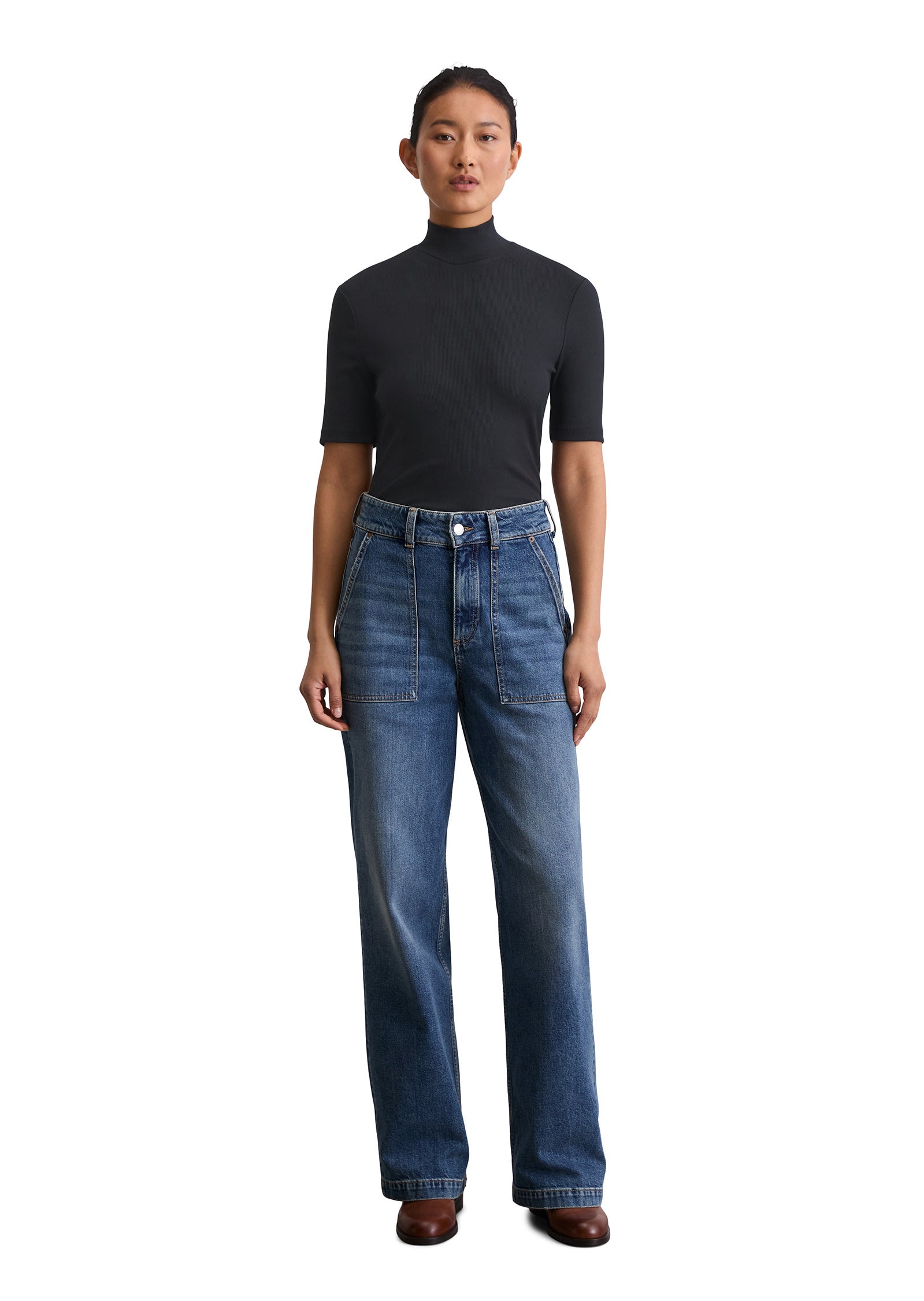 T-Shirt aus feinem Rippstrick - 888-deep night blue - Schwarz