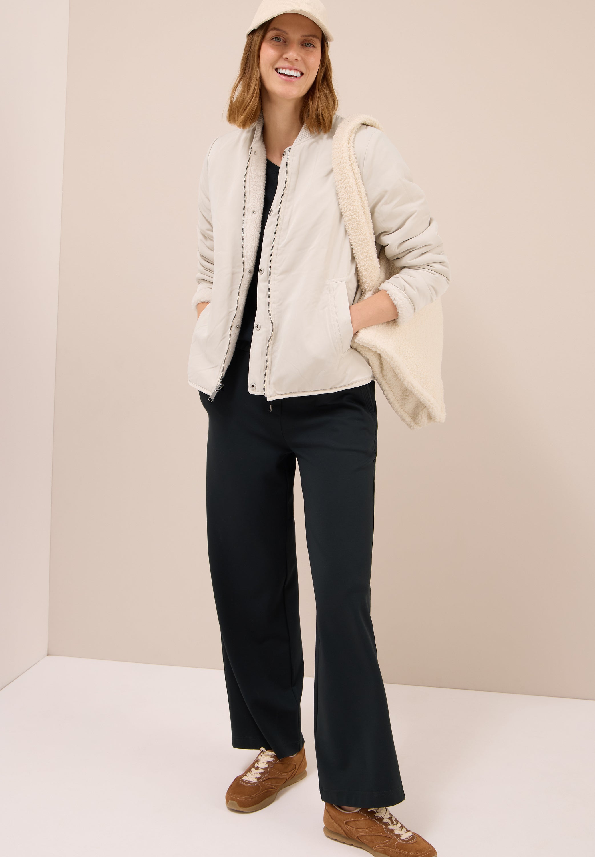 Bomberjacke Wendbar - 15641 teddy vanilla white - Creme