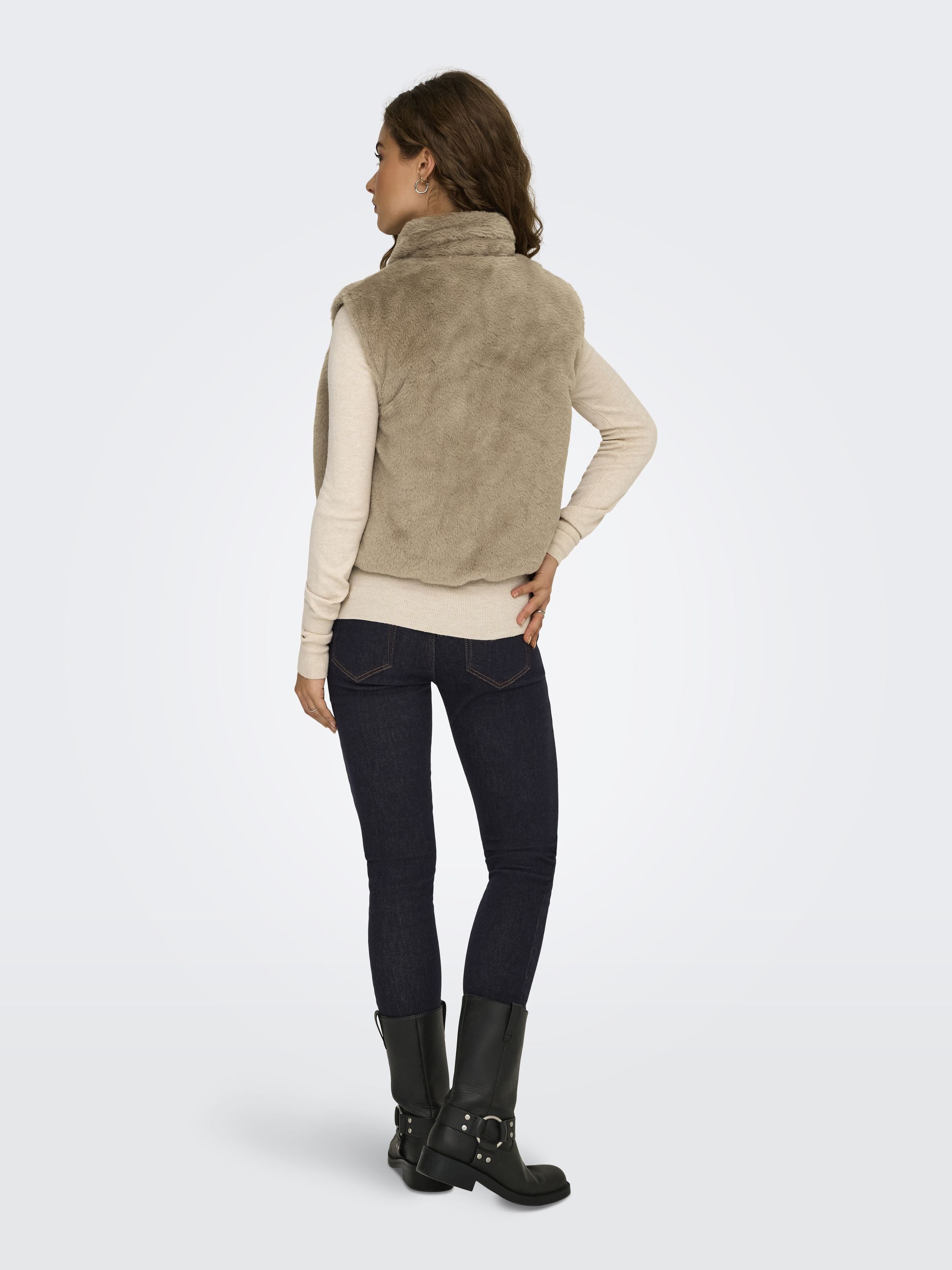 Weste DANA aus Fake Fur - Silver Mink - Beige