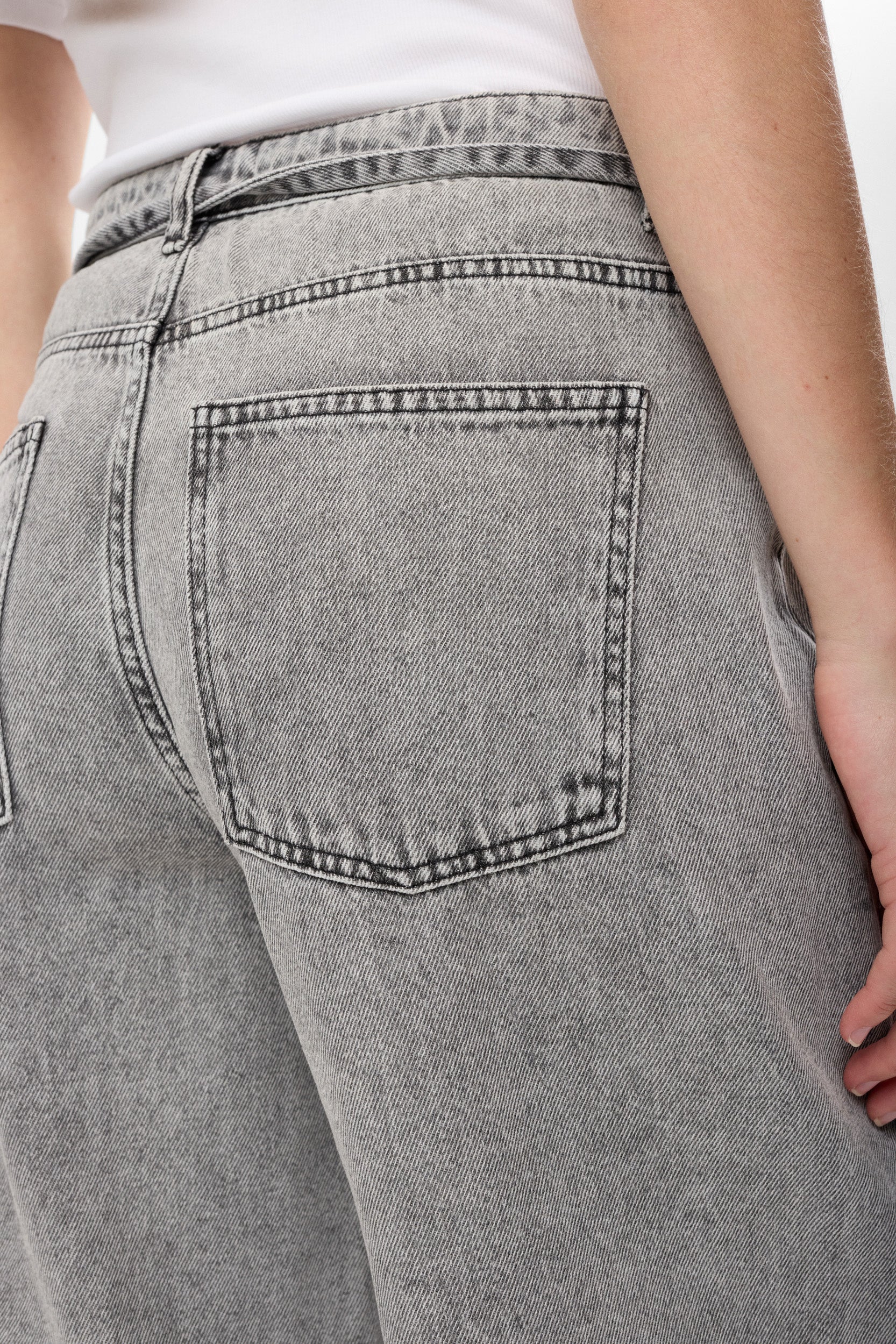 Jeans NUBROOKLYN Wide Leg - 3017 - Grau