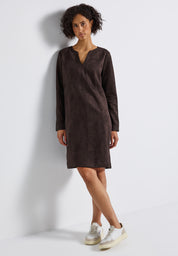 Velourskleid Midi mit V-Ausschnitt - 16866-deep roast brown - Braun