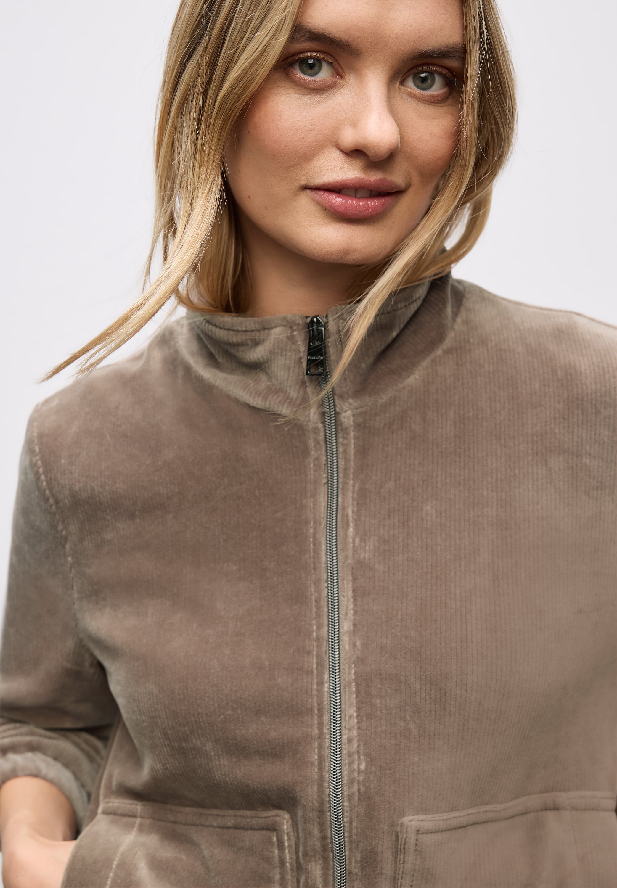 Jacke aus Cord mit Zipper - 16911-silk brown - Braun