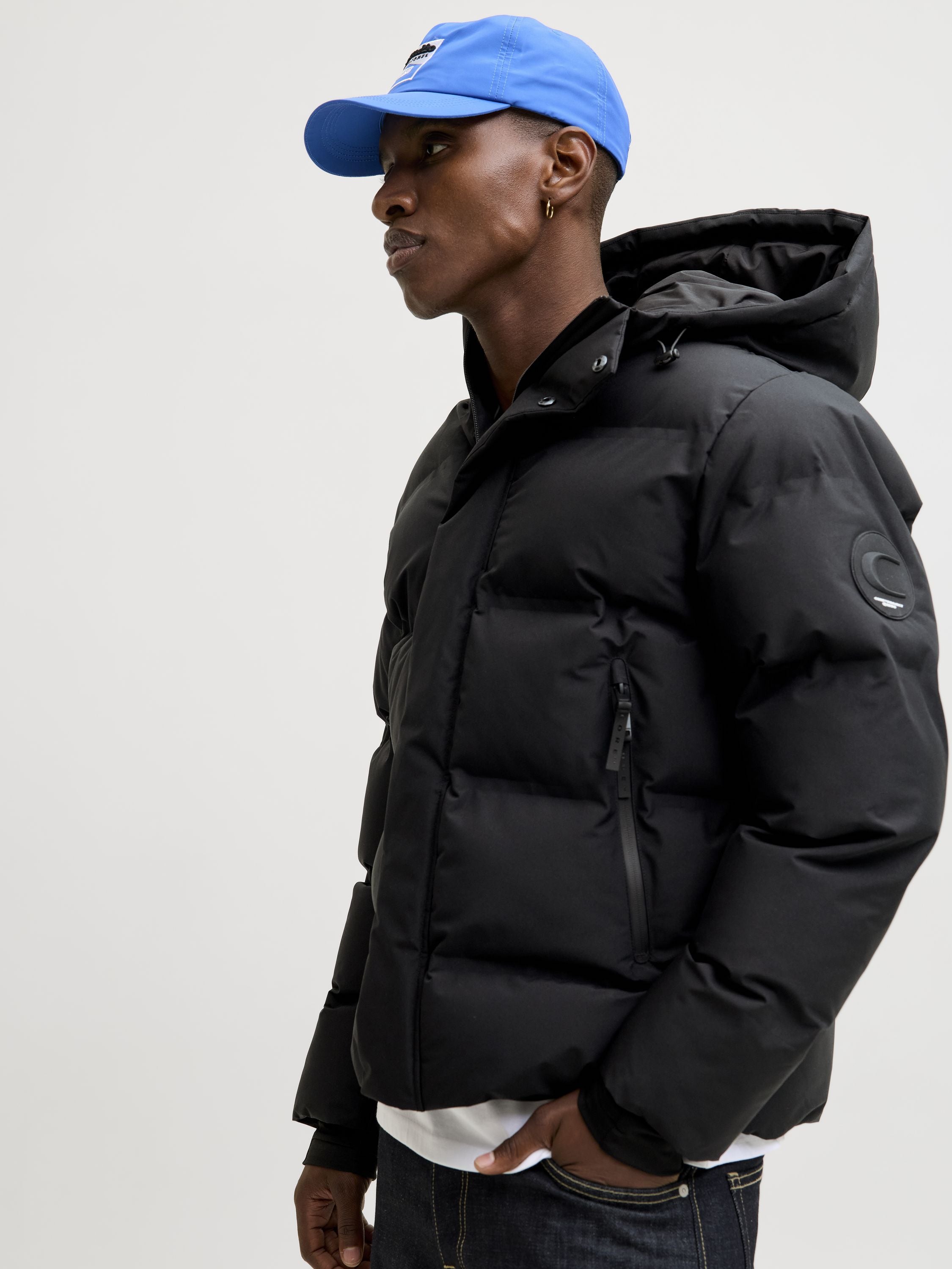 Steppjacke mit Kapuze - Black - Schwarz