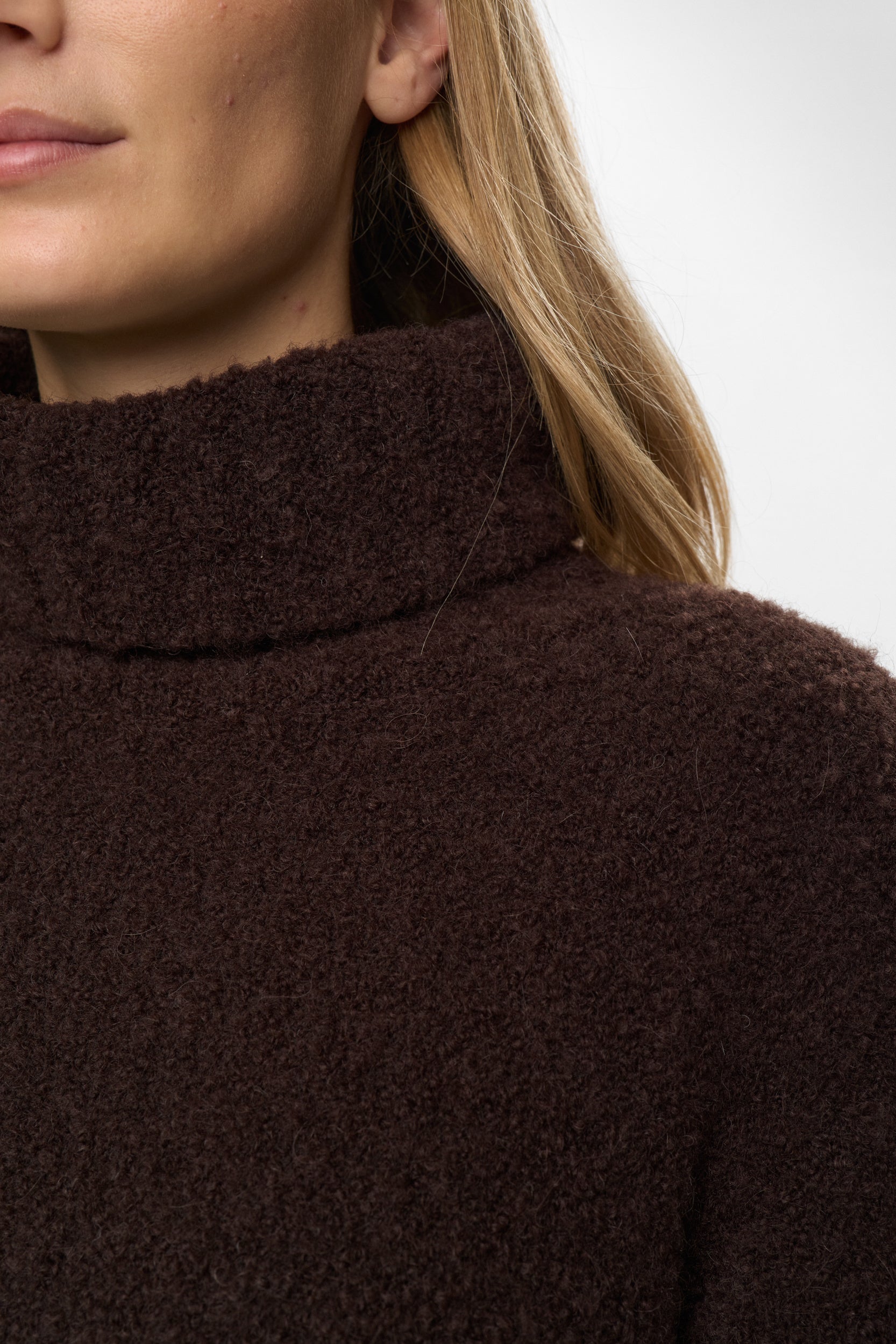 Strickpullover mit Rollkragen - 5698 - Braun