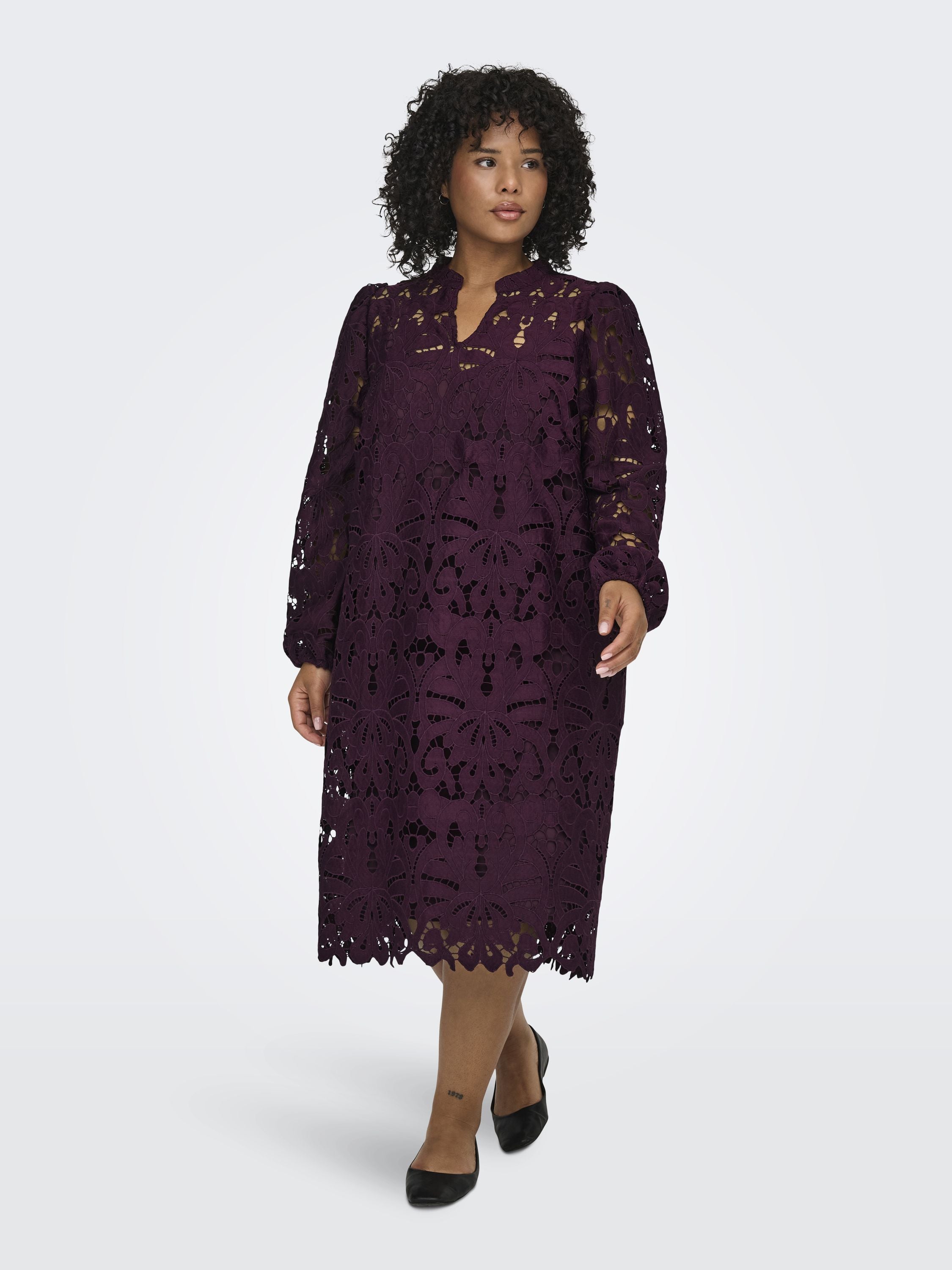 Spitzenkleid Midi mit V-Ausschnitt - Winetasting - Violett