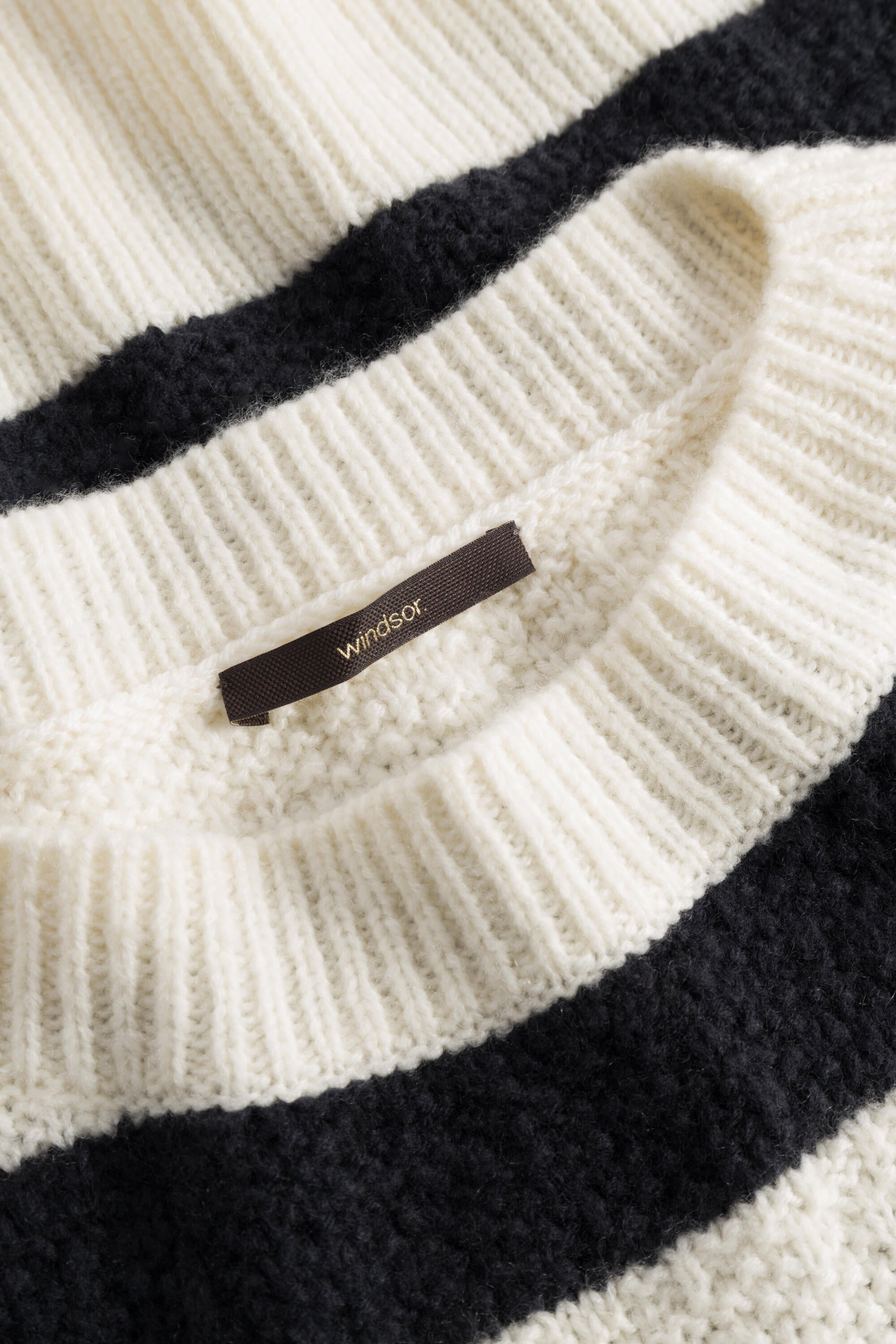 Strickpullover aus Schurwolle - Navy 416 - Blau | Weiß