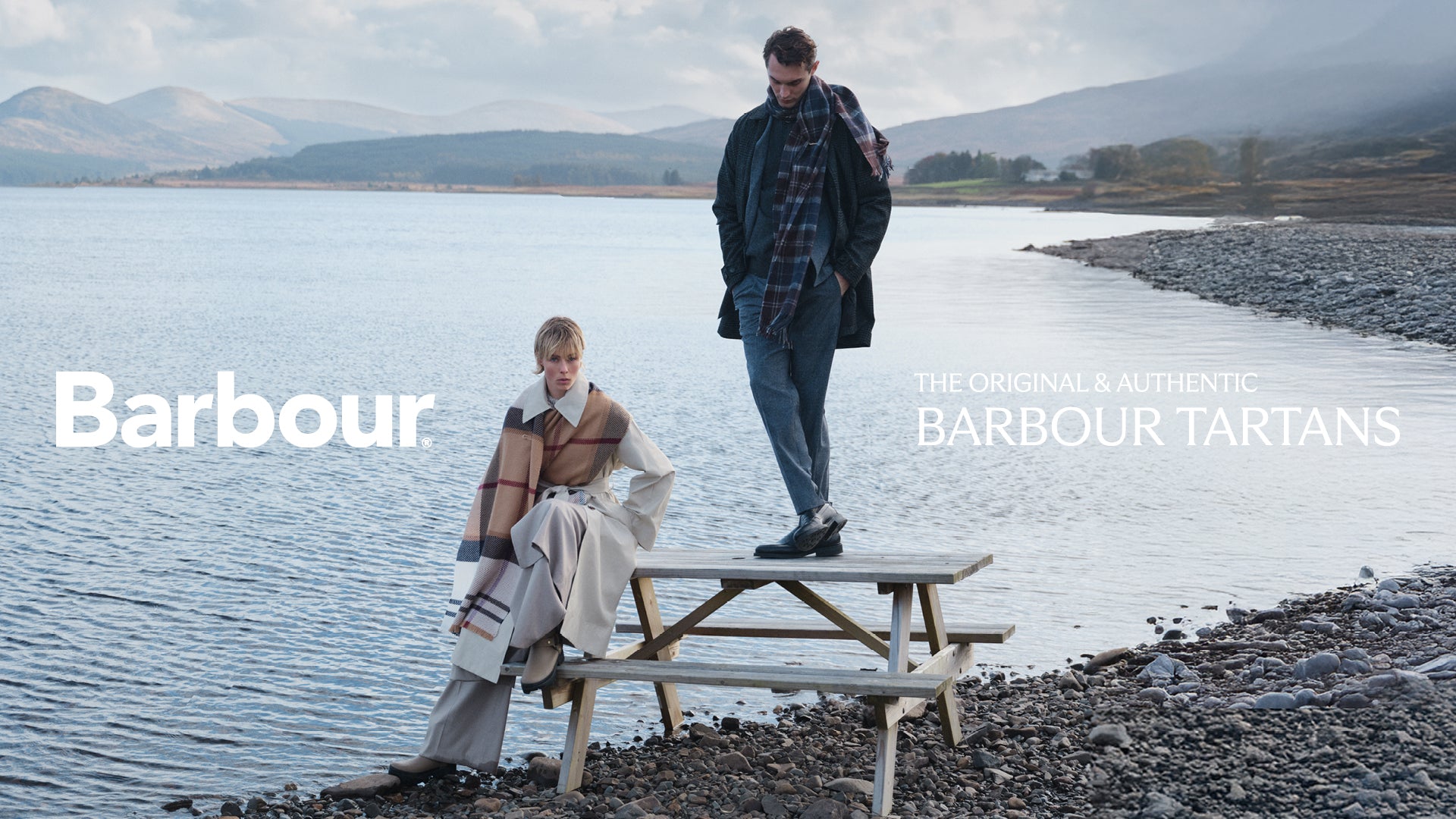 AW25_Barbour_L_T_Tartan_Kampagne_Dual_Gender_Landing_Page_1920x1080px.jpg