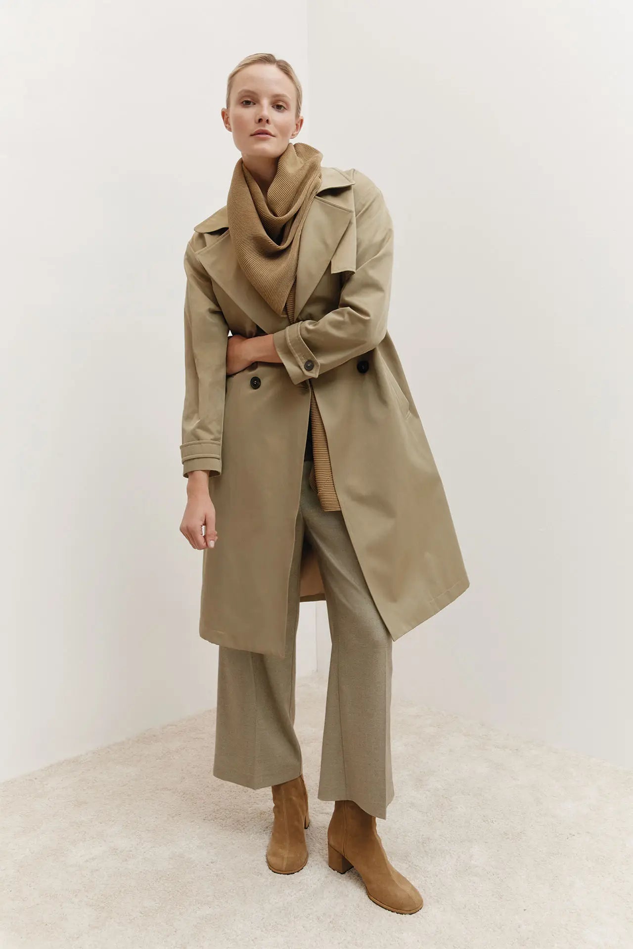 Khaki-Promo-Damen.webp