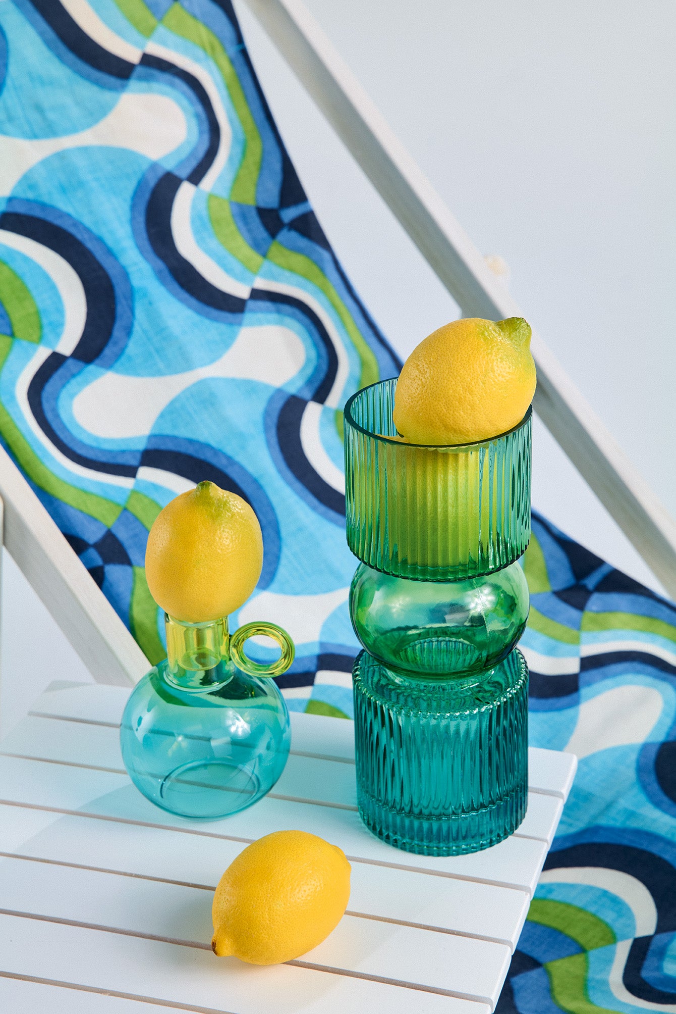 L_T-FS25_M_Still_gruene_Vase_25025_d0452191-6687-4183-86eb-3c8e73afef5a.jpg