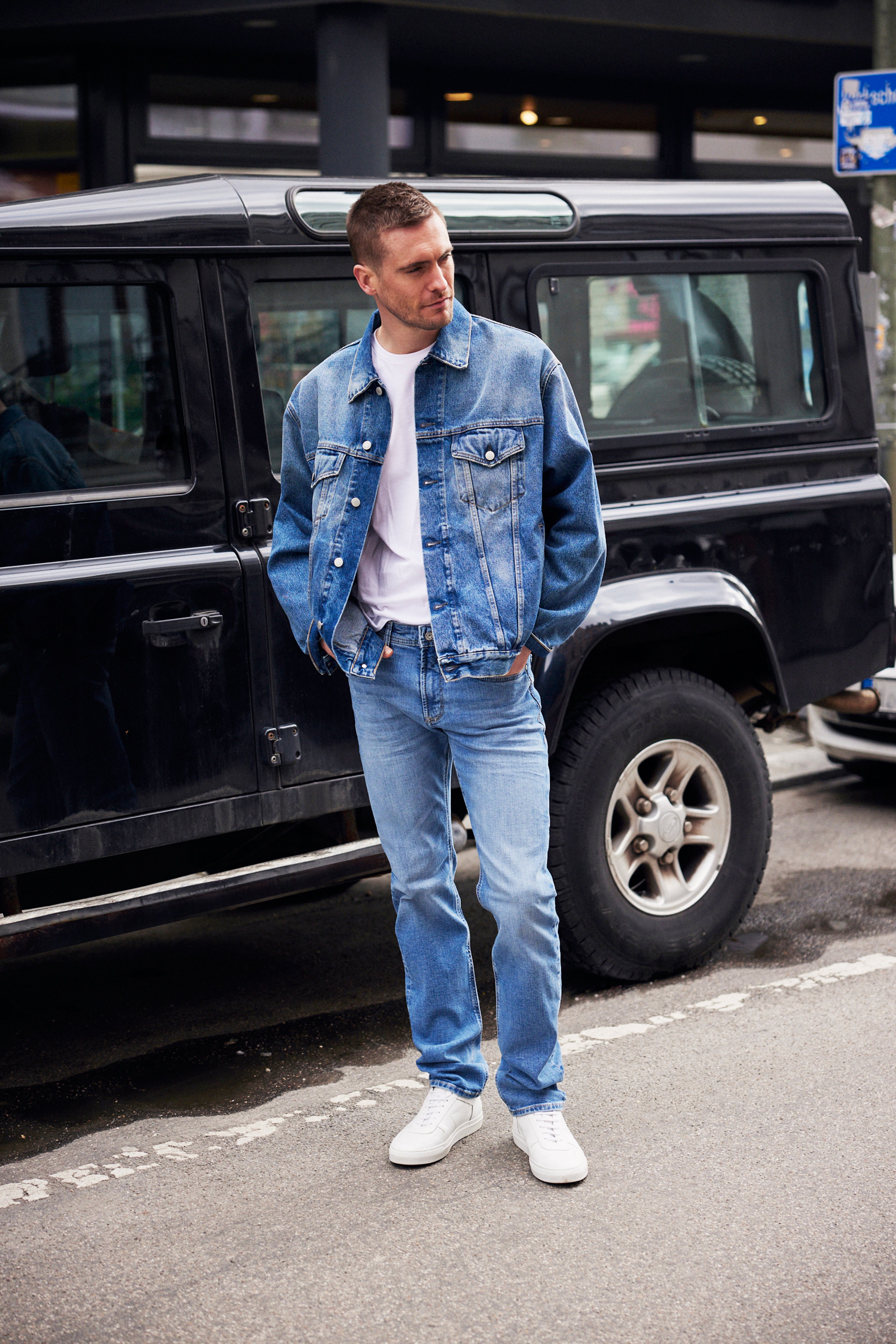 Tapered Jeans