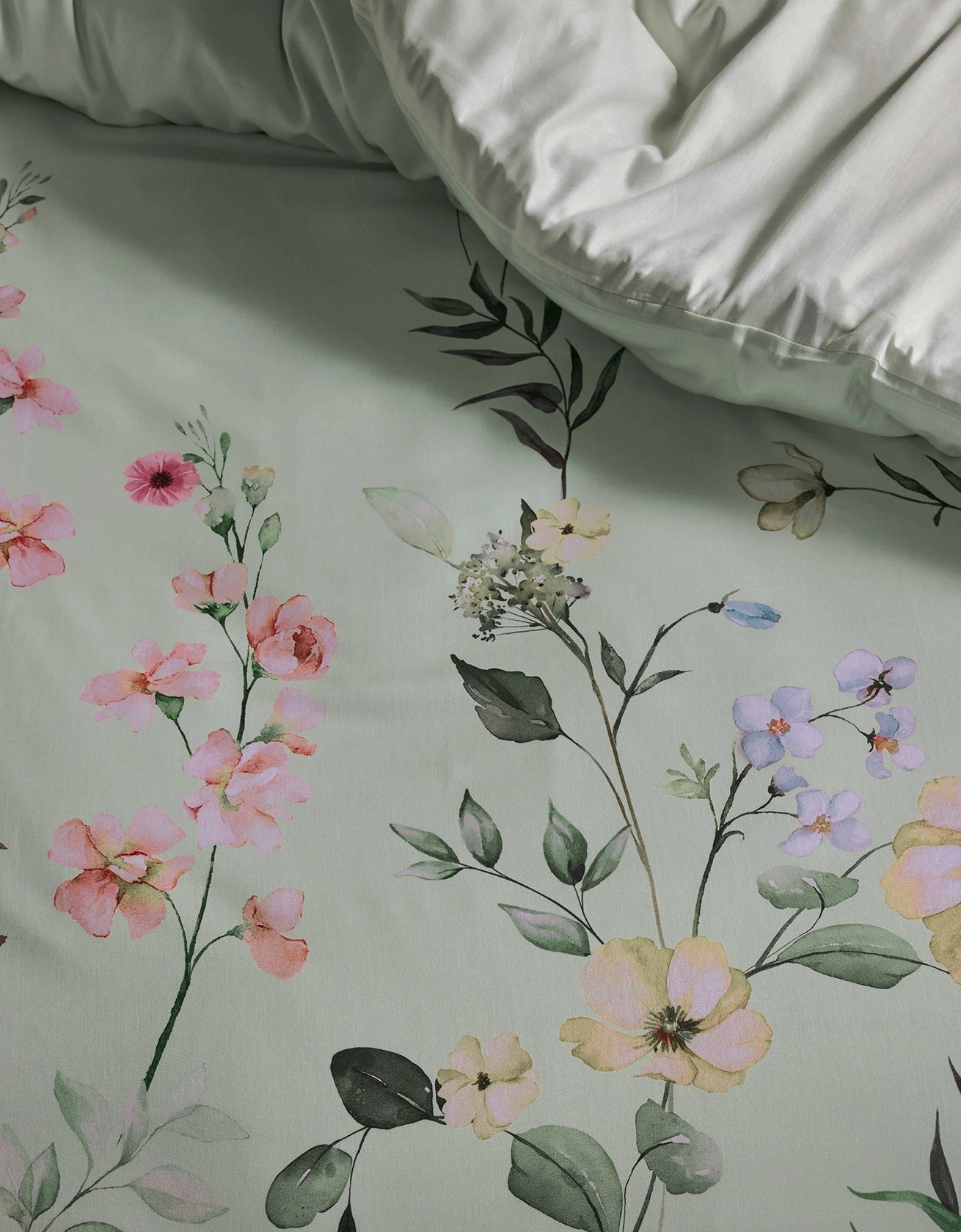 ROMEE_SAGE_GREEN_DETAIL_01.webp